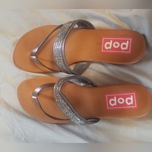 Pop Famee Pewter Metallic Women's Sandal